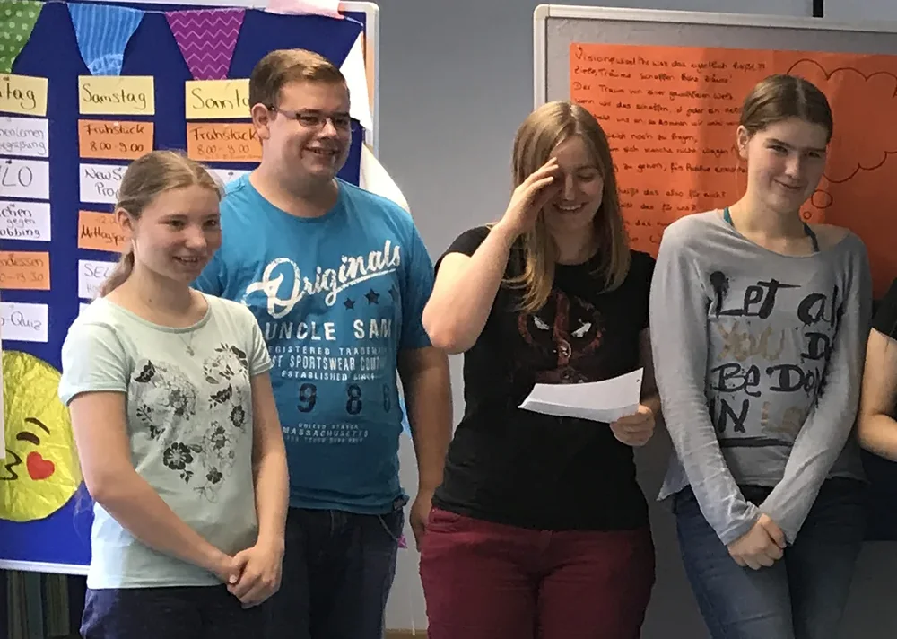 Texte-vortragen1k Hier werden die selbst geschriebenen Songtexte vorgetragen